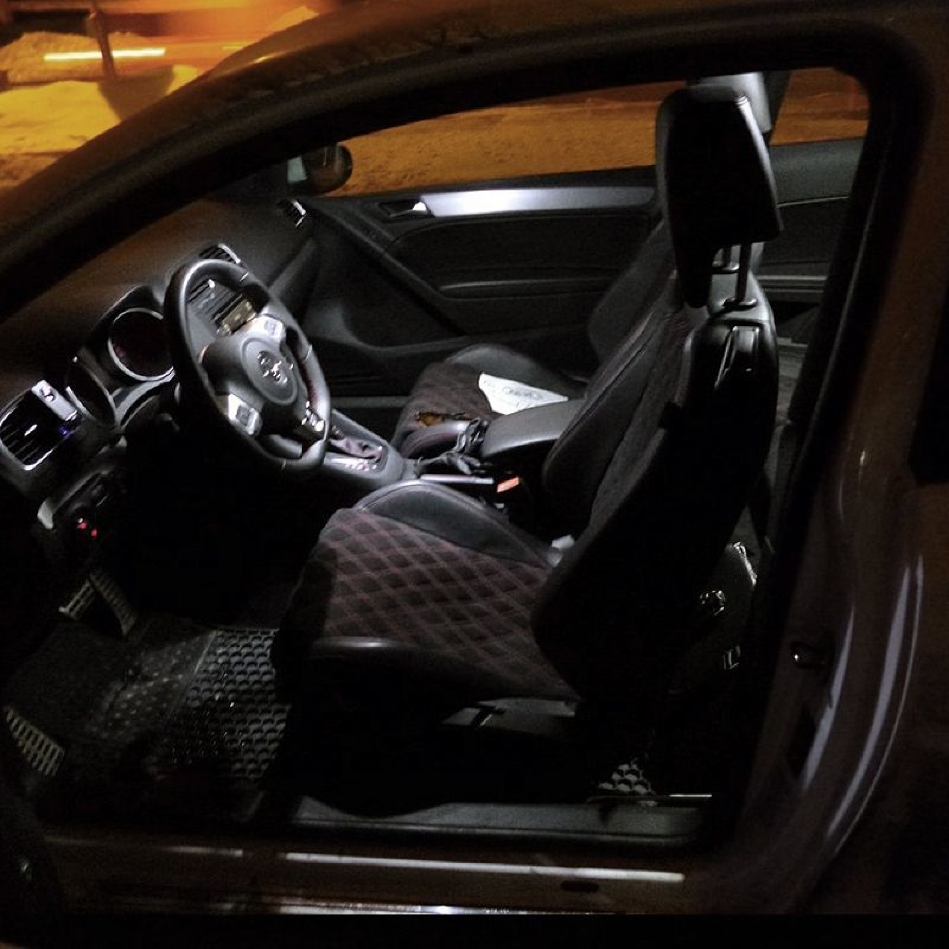 Cloud put off kapok VW Golf 5 Lumini LED interior - LuxLED